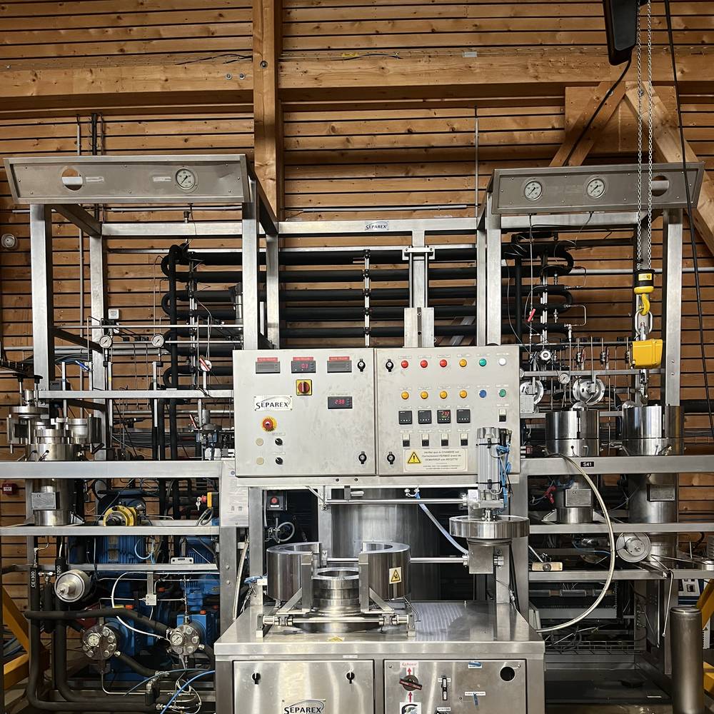 Pilote d'extraction et d'imprégnation au CO2 supercritique d'une capacité de 6 L